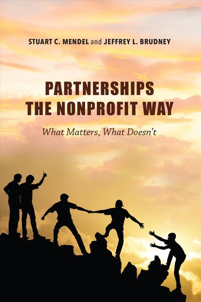 Produktbild: Partnerships the Nonprofit Way