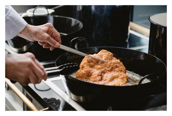 Produktbild: The Wiener Schnitzel Love Book!