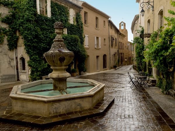 Produktbild: CALVENDO Puzzle Grand Rue von Venasque | 1000 Teile Lege-Gr&ouml;&szlig;e 64x48cm Foto-Puzzle f&uuml;r gl&uuml;ckliche Stunden