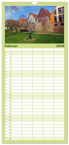 Produktbild: Familienplaner 2026 - Liebliche Bergstra&szlig;e - Burgen, Wein und Fachwerk mit 5 Spalten (Wandkalender, 21 x 45 cm) CALVENDO