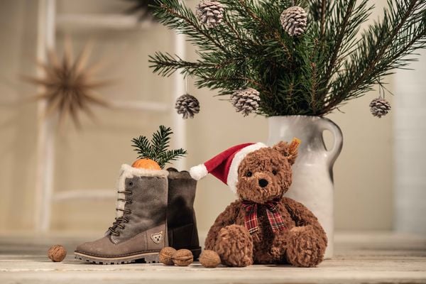 Produktbild: Steiff 113239 - Teddyb&auml;r Jimmy Christmas, braun, 30 cm, Soft Cuddly Friends
