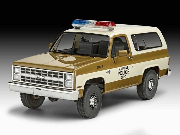 Produktbild: Revell 07724 Stranger Things Jim Hopper&acute;s Chevy&reg; Blazer K5&trade; Automodell Bausatz 1:25