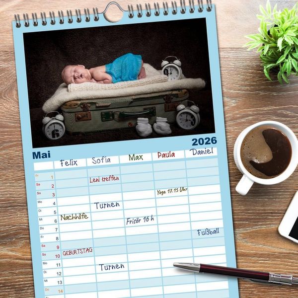 Produktbild: Familienplaner 2026 - Baby - s&uuml;&szlig;e Tr&auml;ume mit 5 Spalten (Wandkalender, 21 x 45 cm) CALVENDO