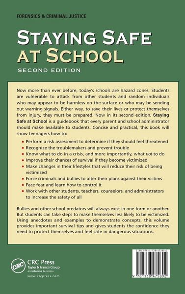 Produktbild: Staying Safe at School
