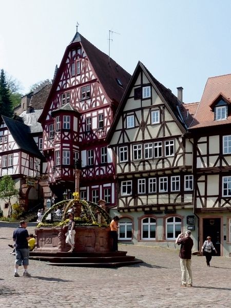 Produktbild: CALVENDO Puzzle Miltenberg, Osterbrunnen am Schnatterloch 1000 Teile Puzzle hoch | 1000 Teile Lege-Gr&ouml;&szlig;e 64 &times; 48 cm Foto-Puzzle f&uuml;r gl&uuml;ckliche Stunden