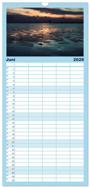 Produktbild: Familienplaner 2026 - Abendlicht &uuml;ber der Nordsee mit 5 Spalten (Wandkalender, 21 x 45 cm) CALVENDO