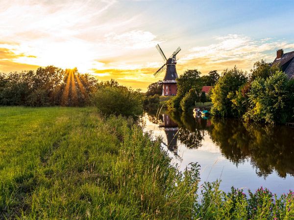 Produktbild: CALVENDO Puzzle Greetsieler Gr&uuml;ne M&uuml;hle im Sonnenuntergang | 1000 Teile Lege-Gr&ouml;&szlig;e 64x48cm Foto-Puzzle f&uuml;r gl&uuml;ckliche Stunden