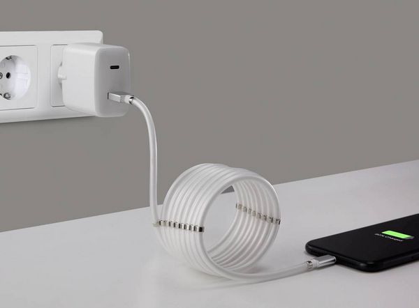 Produktbild: Renkforce USB-Kabel USB 2.0 USB-A Stecker, Apple Lightning Stecker 1.00m Wei&szlig; TO-6897012
