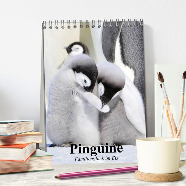 Produktbild: Pinguine. Familiengl&uuml;ck im Eis (Tischkalender 2026 DIN A5 hoch), CALVENDO Monatskalender
