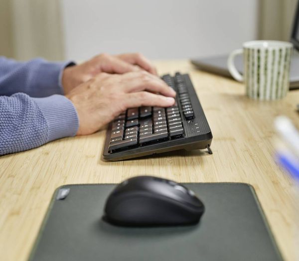 Produktbild: Trust ODY II Bluetooth&reg; Tastatur, Maus-Set mit numerischer Tastatur Deutsch, QWERTZ Schwarz