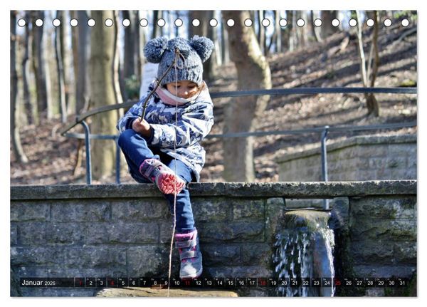 Produktbild: Kinder. Entdecker der Welt (Tischkalender 2026 DIN A5 quer), CALVENDO Monatskalender