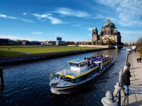 Produktbild: CALVENDO Puzzle Spree am Berliner Dom | 1000 Teile Lege-Gr&ouml;&szlig;e 64x48cm Foto-Puzzle f&uuml;r gl&uuml;ckliche Stunden