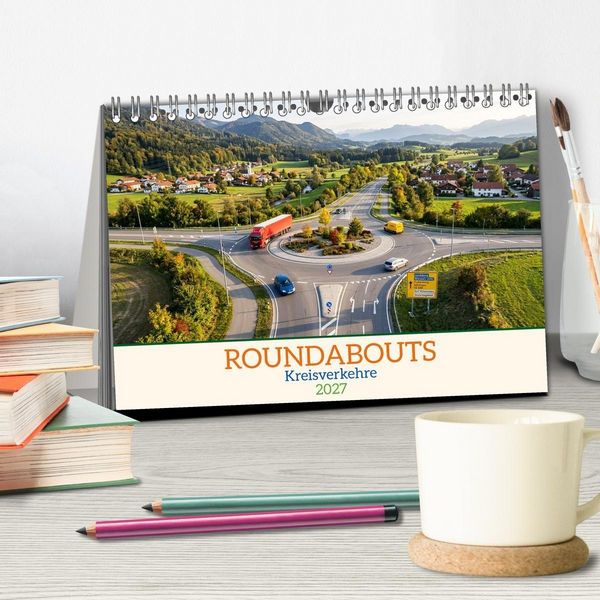 Produktbild: Roundabouts - Kreisverkehre (Tischkalender 2027 DIN A5 quer), CALVENDO Monatskalender