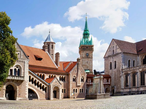 Produktbild: CALVENDO Puzzle Ein Motiv aus dem Kalender Braunschweig Im Zeichen des L&ouml;wen | 1000 Teile Lege-Gr&ouml;&szlig;e 64x48cm Foto-Puzzle f&uuml;r gl&uuml;ckliche Stunden