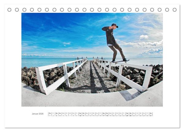 Produktbild: woodtimesalwaysgoodtimes - skateboard fotografie von tim korbmacher (Tischkalender 2026 DIN A5 quer), CALVENDO Monatskalender