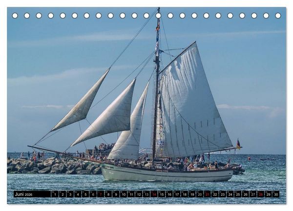 Produktbild: Segelschiffe vor Warnem&uuml;nde (Tischkalender 2026 DIN A5 quer), CALVENDO Monatskalender