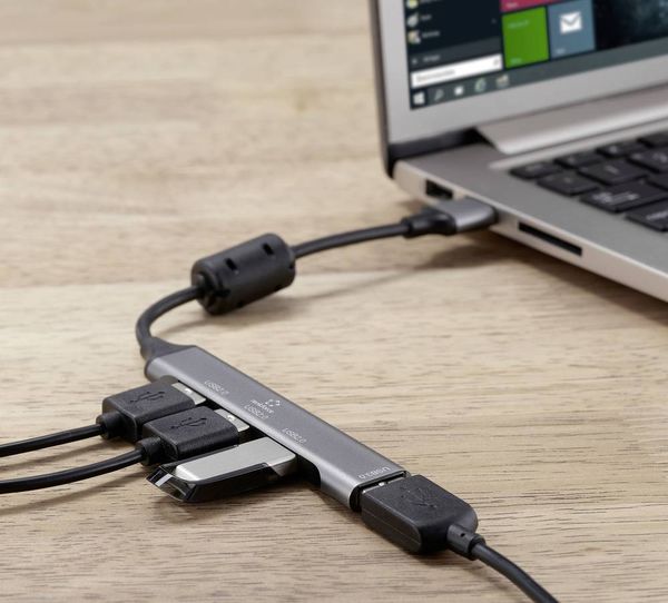 Produktbild: Renkforce RF-6250246 USB-Hub 3+1 Port USB-A USB 2.0 480 MBit/s mit Aluminiumgeh&auml;use Schwarz RF-6250246