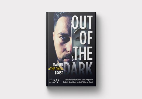 Produktbild: Out of the Dark