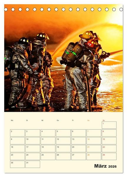 Produktbild: Feuerwehr - Warten auf den n&auml;chsten Einsatz (Tischkalender 2026 DIN A5 hoch), CALVENDO Monatskalender
