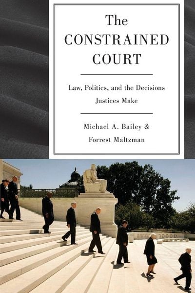 Produktbild: The Constrained Court