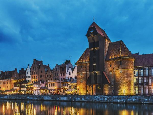 Produktbild: CALVENDO Puzzle Krantor Danzig bei Nacht | 1000 Teile Lege-Gr&ouml;&szlig;e 64x48cm Foto-Puzzle f&uuml;r gl&uuml;ckliche Stunden