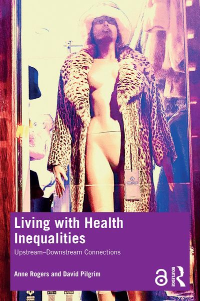 Produktbild: Living with Health Inequalities