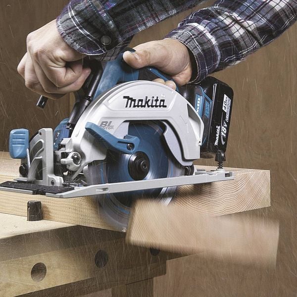 Produktbild: Makita Akku-Handkreiss&auml;ge ohne Akku 18V
