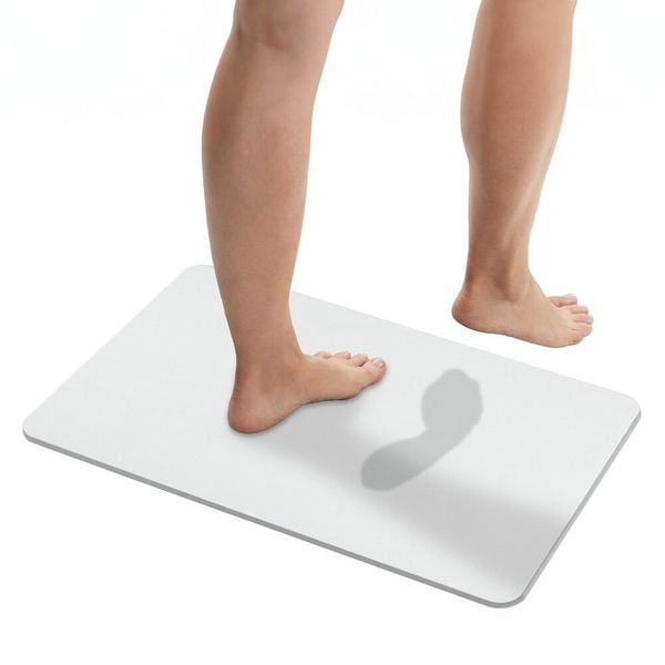 Diatomit Badematte Mod. Simi Weiß, 60 x 39 cm, schnelltrocknend und rutschsicher