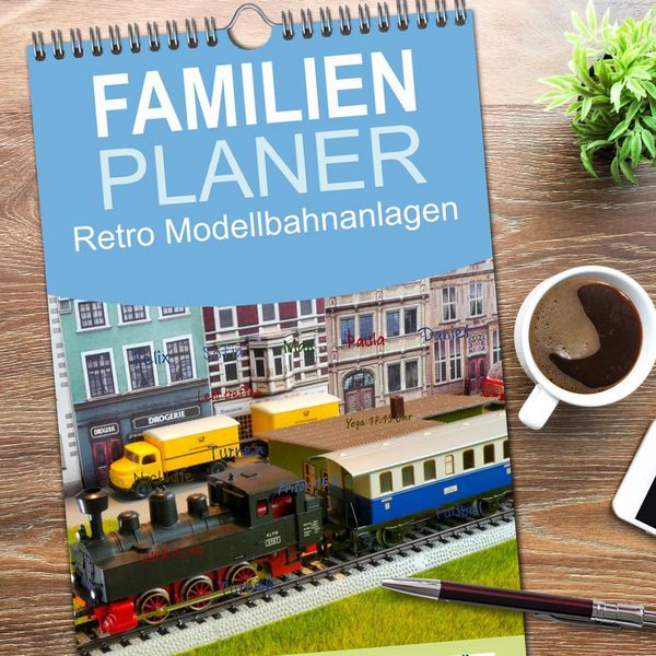Produktbild: Familienplaner 2026 - Retro Modellbahnanlagen mit 5 Spalten (Wandkalender, 21 x 45 cm) CALVENDO