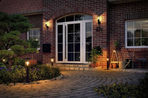 Produktbild: Paulmann 94737 Classic 2200K Poller Pollerleuchte LED E27 4.3W Schwarz