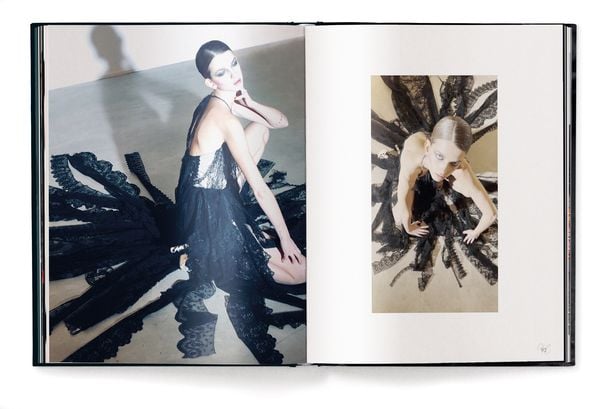 Produktbild: The Black Book