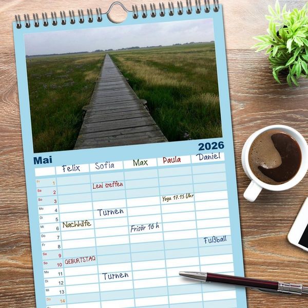Produktbild: Familienplaner 2026 - St. Peter Ording 2026 mit 5 Spalten (Wandkalender, 21 x 45 cm) CALVENDO