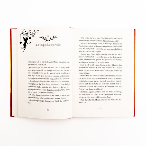 Produktbild: Mirella Manusch − Vorsicht, unser Schulleiter ist ein Vampir!