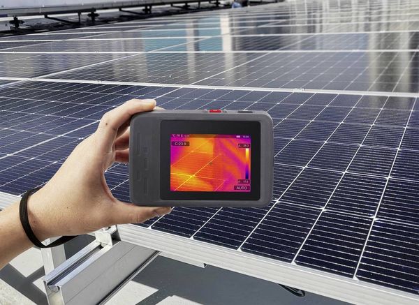 Produktbild: VOLTCRAFT WBP-160 W&auml;rmebildkamera -20 bis 550 &deg;C 160 x 120 Pixel 25 Hz integrierte Digitalkamera, WiFi, 2m fallsicher