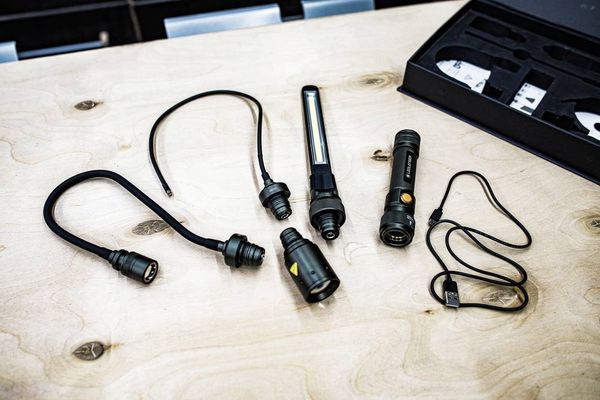 Produktbild: Ledlenser 502136 Workers Friend LED Arbeitsleuchte akkubetrieben Anzahl mitgelieferte Akkus 1