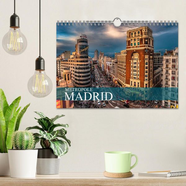Produktbild: Metropole Madrid (Wandkalender 2026 DIN A4 quer), CALVENDO Monatskalender