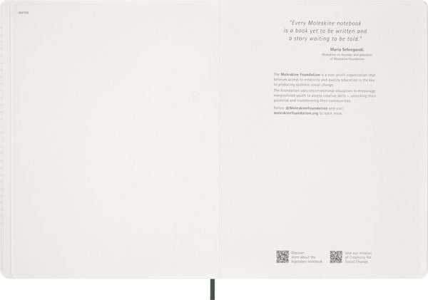 Produktbild: Moleskine 15 Monate Essential Wochenkalender 2026/2027, 1 Wo = 2 Seiten, vertikal, XXL, weicher Einband, Myrtengr&uuml;n