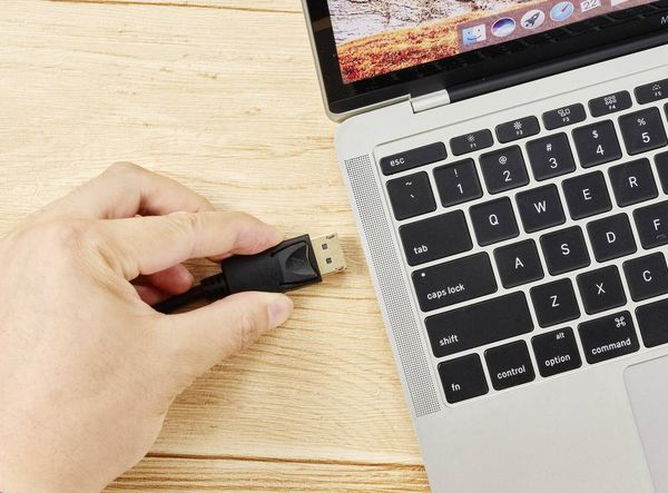 Produktbild: Renkforce DisplayPort Anschlusskabel DisplayPort Stecker, DisplayPort Stecker 2.00 m Schwarz DisplayPort-Kabel