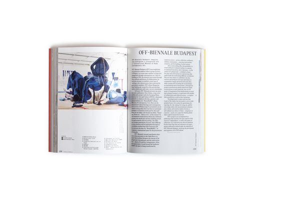 Produktbild: documenta fifteen Handbuch