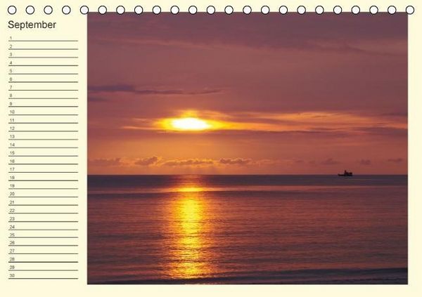 Produktbild: Colours by the sea / Birthday Calendar / UK-Version (Table Calendar perpetual DIN A5 Landscape)