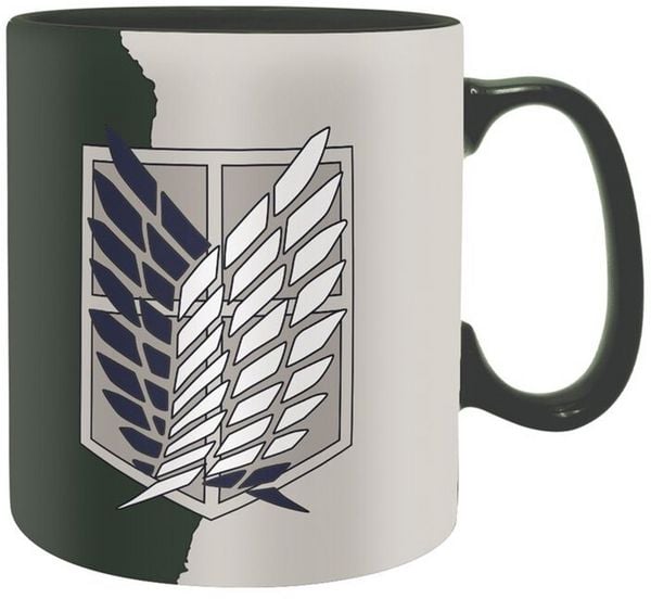 Produktbild: ATTACK ON TITAN - Mug - 460 ml - Emblem S4 - cardboard box