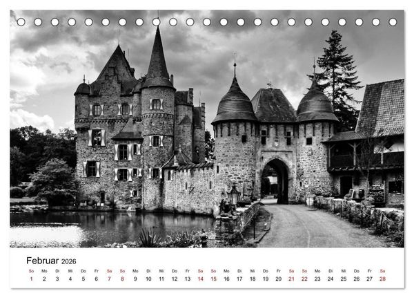 Produktbild: Burgen in schwarzwei&szlig; - Wie aus alten Zeiten (Tischkalender 2026 DIN A5 quer), CALVENDO Monatskalender