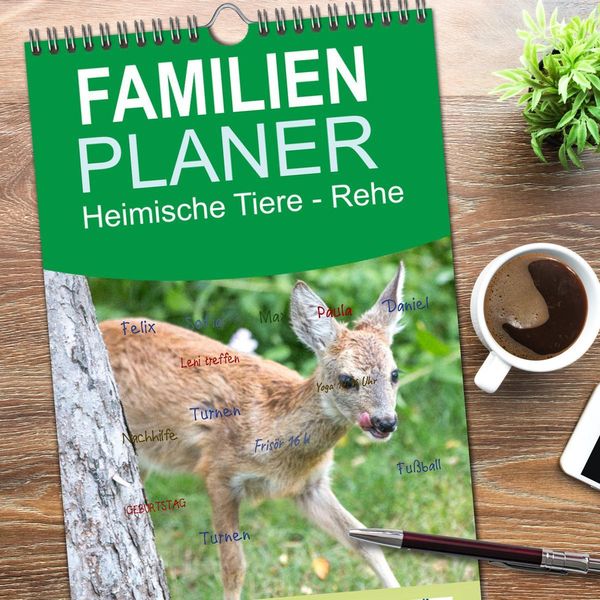 Produktbild: Familienplaner 2026 - Heimische Tiere - Rehe mit 5 Spalten (Wandkalender, 21 x 45 cm) CALVENDO