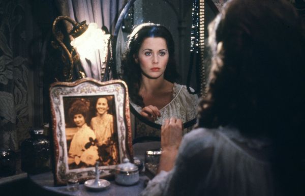 Produktbild: Dracula (1979) - Cinema Edition (+ Bonus-DVD)