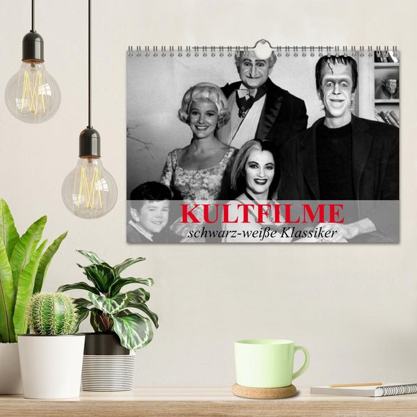 Produktbild: Kultfilme - schwarz-wei&szlig;e Klassiker (Wandkalender 2026 DIN A4 quer), CALVENDO Monatskalender