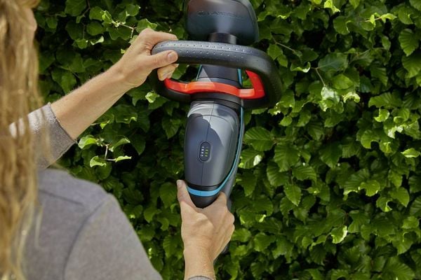 Produktbild: GARDENA ComfortCut 60 18V-P4A solo Akku Heckenschere ohne Akku