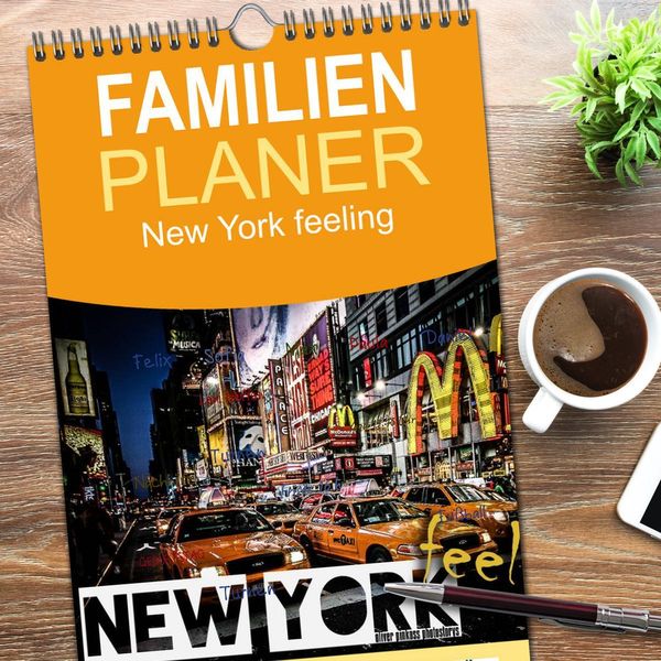 Produktbild: Familienplaner 2026 - New York feeling mit 5 Spalten (Wandkalender, 21 x 45 cm) CALVENDO