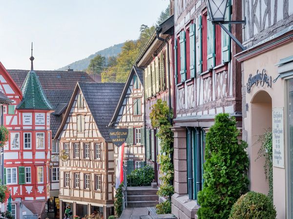 Produktbild: CALVENDO Puzzle Blick von der Schenkenzeller Stra&szlig;e zum Restaurant Adler in der Hauptstra&szlig;e 1000 Teile Lege-Gr&ouml;&szlig;e 64x48cm Foto-Puzzle f&uuml;r gl&uuml;ckliche
