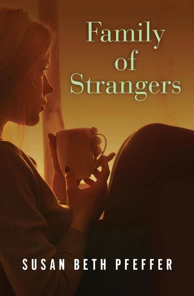 Produktbild: Family of Strangers