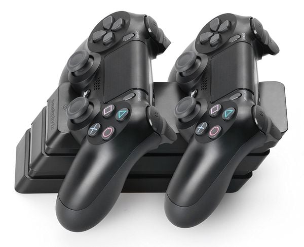 Snakebyte TWIN:CHARGE 4, Ladestation für zwei PlayStation 4-Controller, schwarz